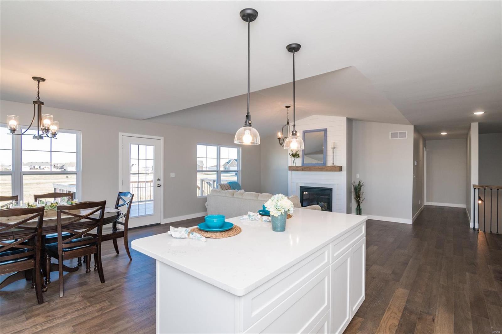 212 Ranchero Drive Hamel, IL 62046 - Photo 11 of 30