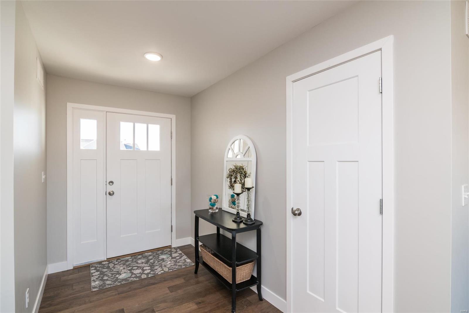 212 Ranchero Drive Hamel, IL 62046 - Photo 4 of 30