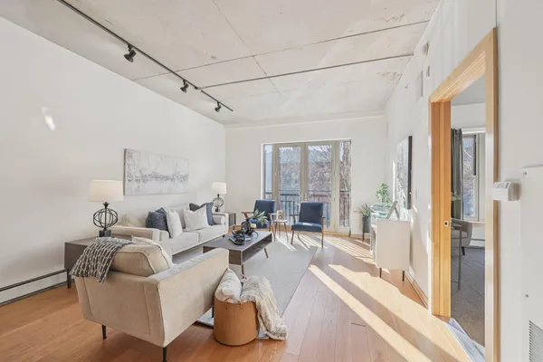$430,000 | 212 North 1st Street, Unit 202, Minneapolis, MN 55401