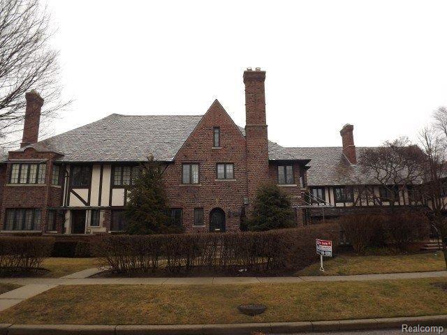 286 Rivard Boulevard, Unit 37 Grosse Pointe, MI 48230 - Photo 1 of 1 DSCF7802.JPG
