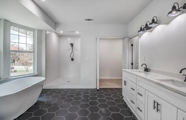 $529,900 | 1781 Forest Avenue, Memphis, TN 38112