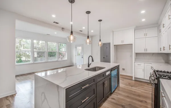 $529,900 | 1781 Forest Avenue, Memphis, TN 38112