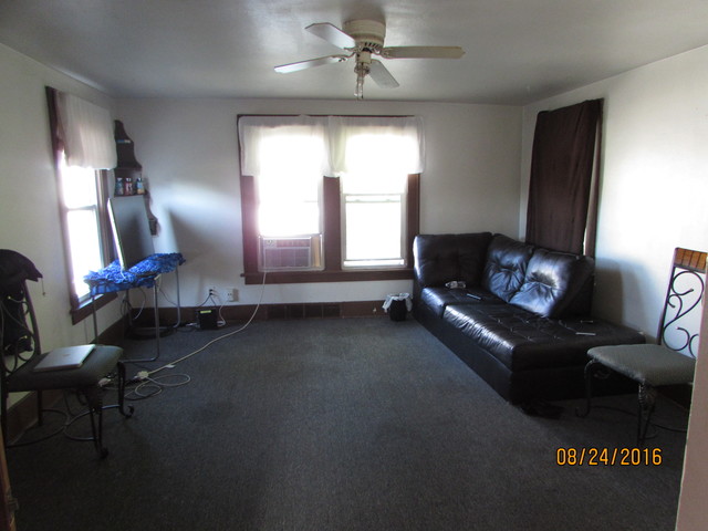 809 Black Road Joliet, IL 60435 - Photo 2 of 8