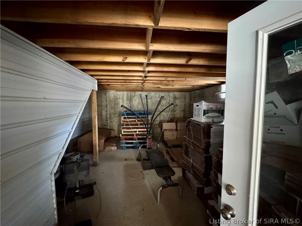 1789 North Peacock Hollow Road Salem, IN 47167 - Photo 27 of 59