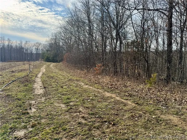 $399,900 | 1789 North Peacock Hollow Road, Salem, IN 47167
