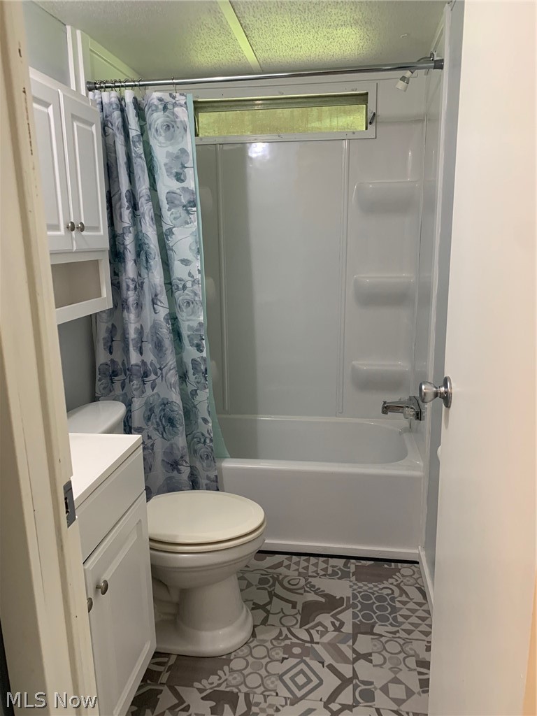 50 C348 Reno, OH 45773 - Photo 26 of 30 Bathroom
