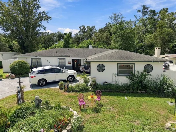 $445,000 | 519 South Larry Circle, Brandon, FL 33511