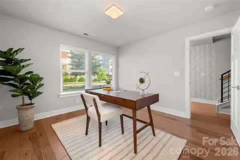 $699,500 | 2104 Bryant Park Drive, Charlotte, NC 28208