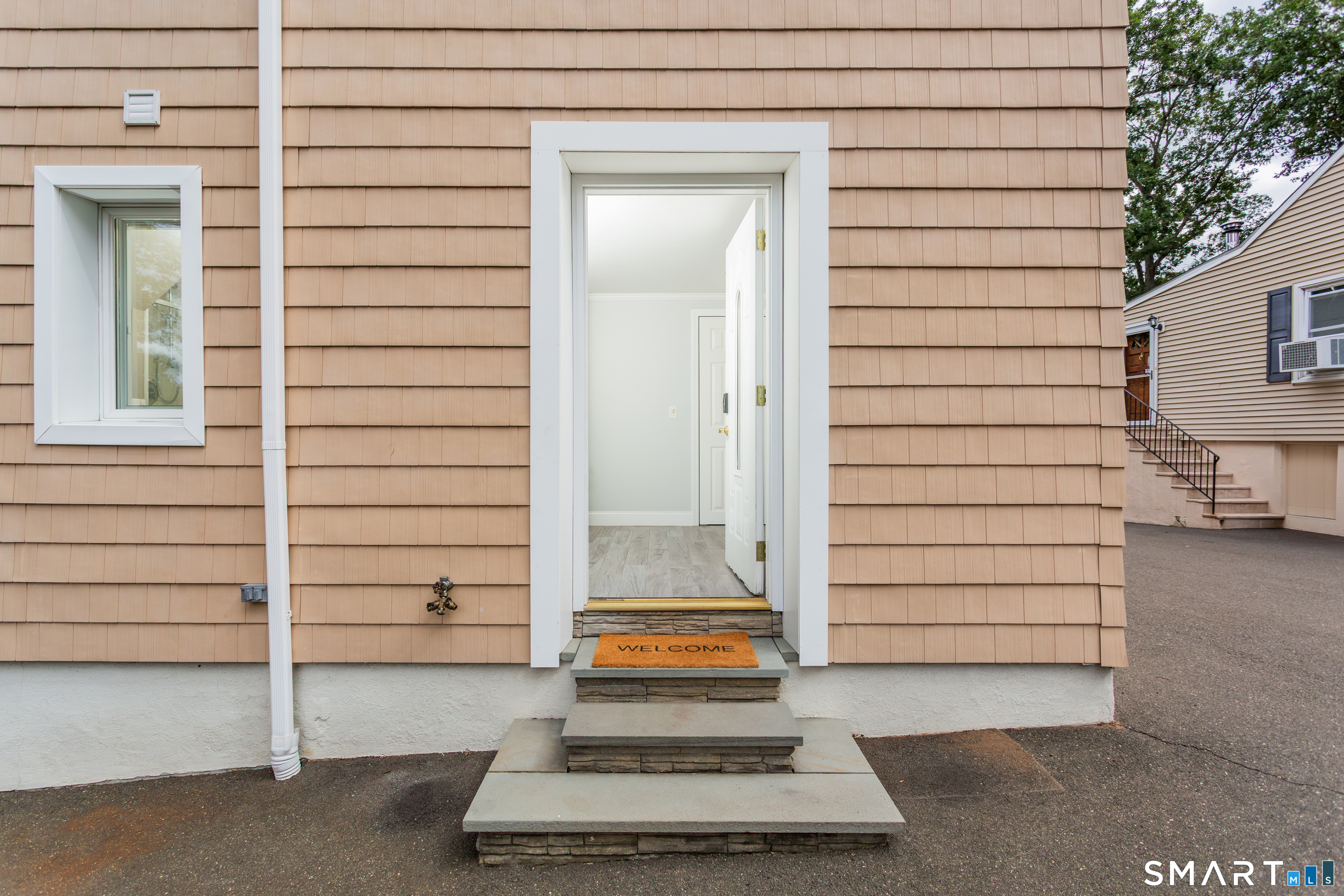 42 Woodledge Road Stamford, CT 06907 - Photo 20 of 36 Gallery Image 20