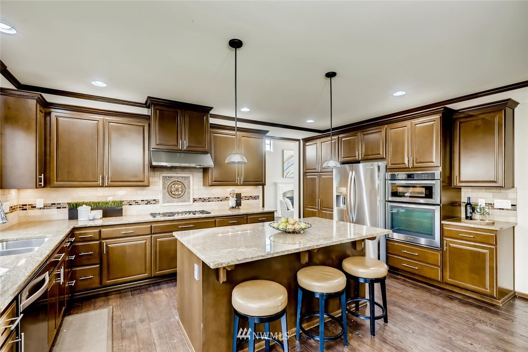20812 37th Drive Southeast Bothell, WA 98021 - Photo 6 of 22