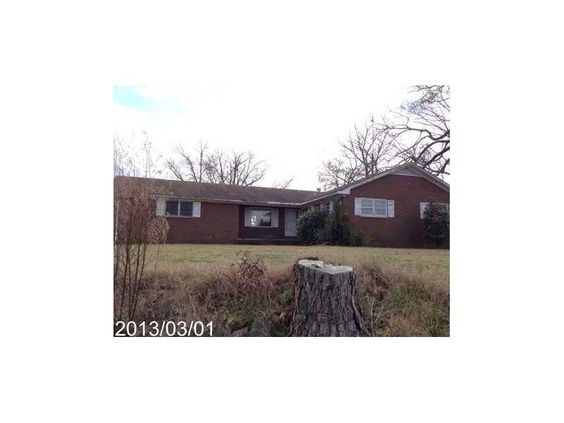 2559 B B Wilson Road Commerce, GA 30529 - Photo 1 of 1 Exterior Front.