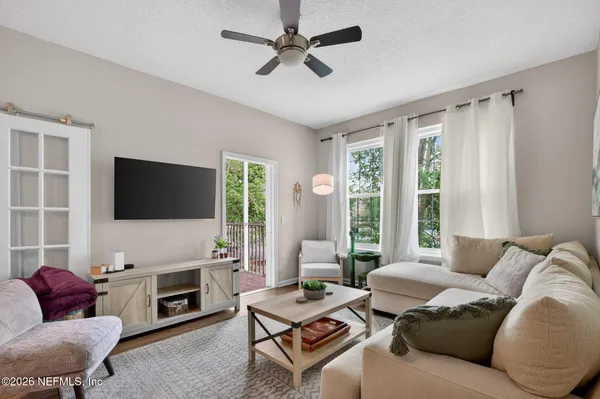 $2,100 | 7801 Point Meadows Drive, Unit 1205, Jacksonville, FL 32256