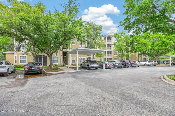$2,100 | 7801 Point Meadows Drive, Unit 1205, Jacksonville, FL 32256