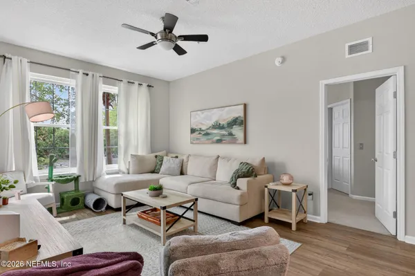 $2,100 | 7801 Point Meadows Drive, Unit 1205, Jacksonville, FL 32256