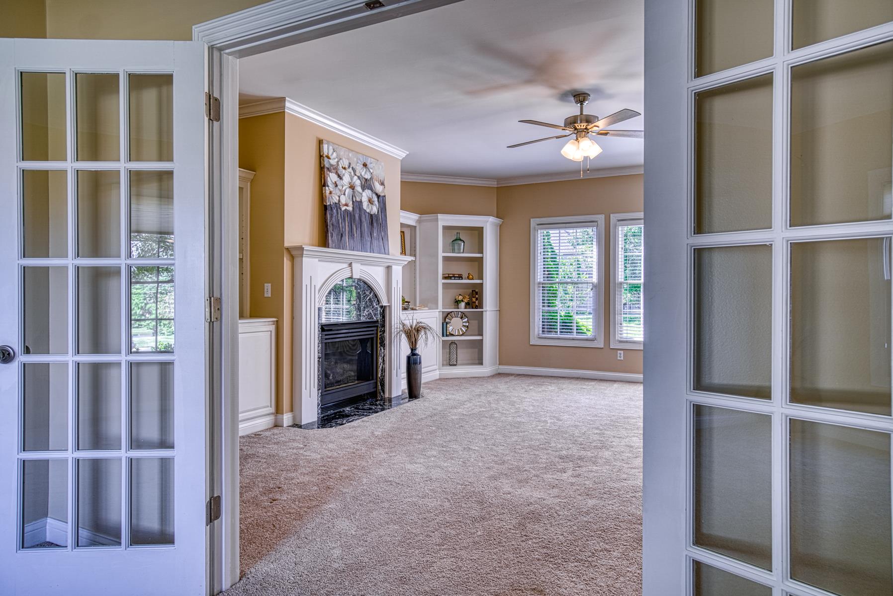 2033 Waters Ridge Drive Newburgh, IN 47630 - Photo 7 of 36 Gallery Image 7