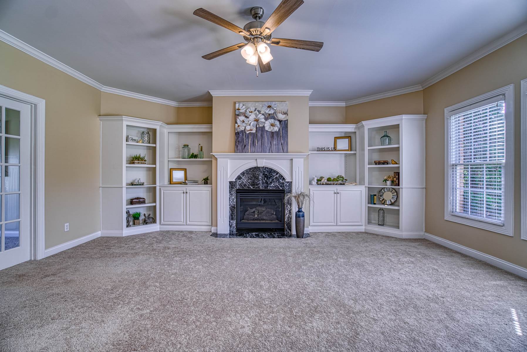 2033 Waters Ridge Drive Newburgh, IN 47630 - Photo 10 of 36 Gallery Image 10