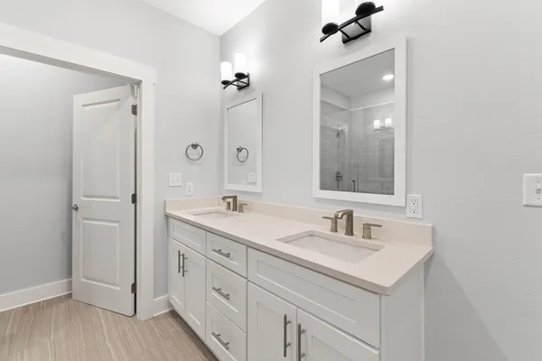 $2,800 | 100 Beach Drive, Unit 9, Destin, FL 32541