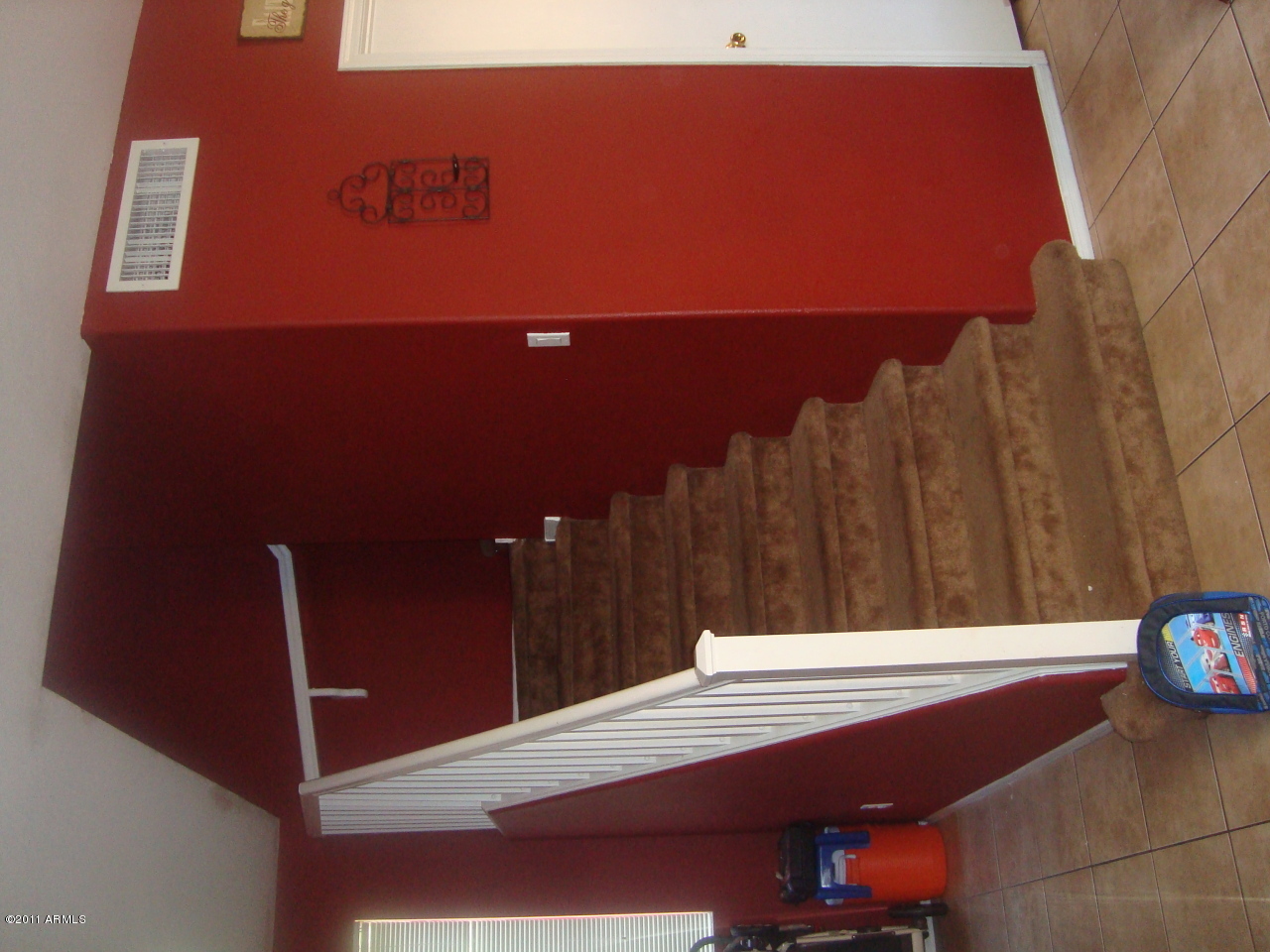 1511 East Bloch Road Phoenix, AZ 85040 - Photo 3 of 8 stairway