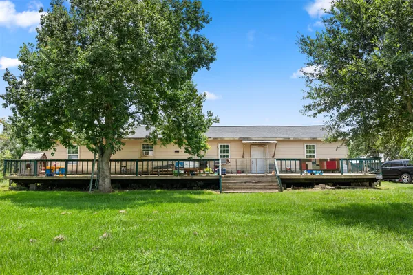 $350,000 | 15510 Marek Lane, Guy, TX 77444