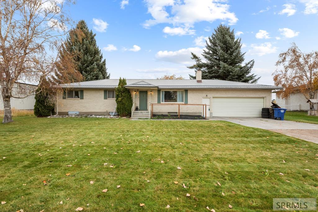 4064 South 2000 West Rexburg, ID 83440 - Photo 1 of 66 Main View