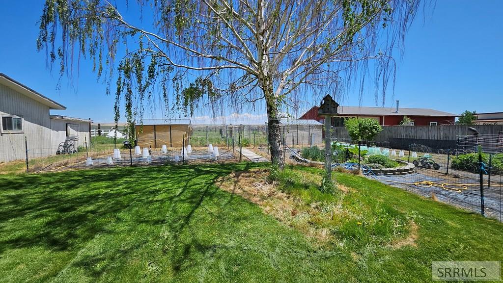 4064 South 2000 West Rexburg, ID 83440 - Photo 11 of 66