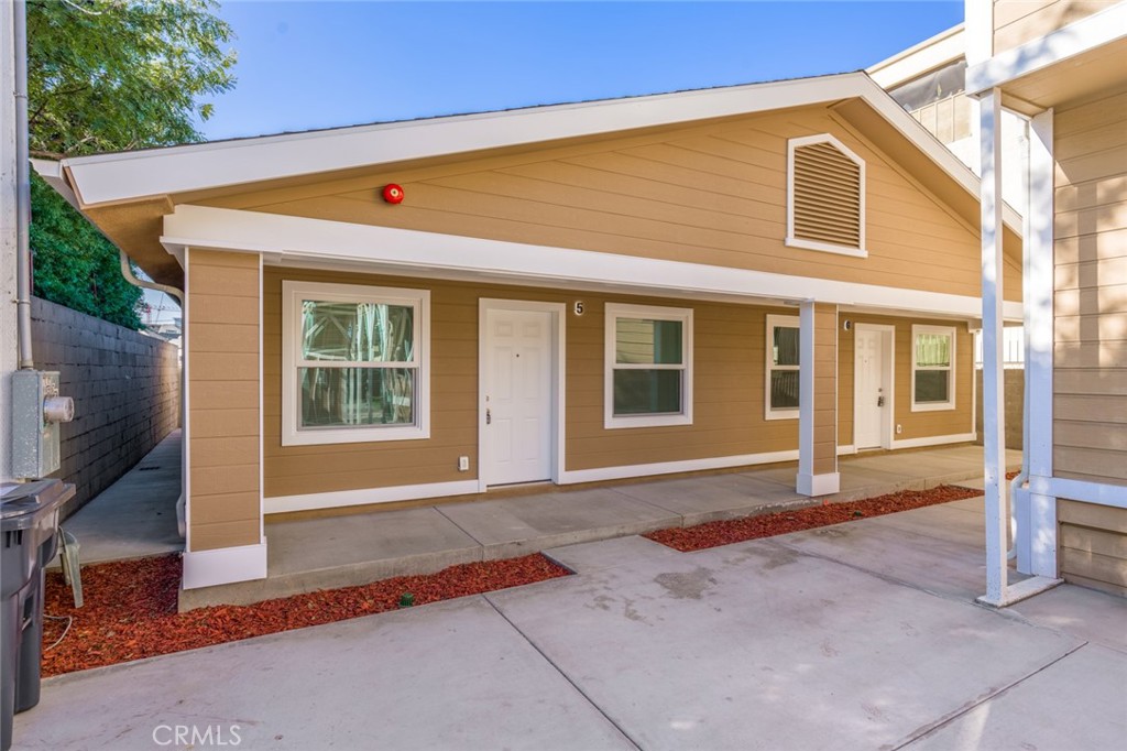 710 North Minter Street, Unit 6 Santa Ana, CA 92701 - Photo 1 of 1