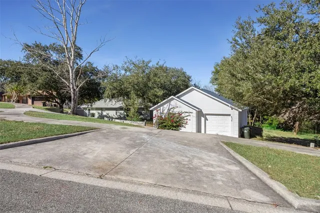 $305,000 | 624 Brooke Court, Clermont, FL 34711