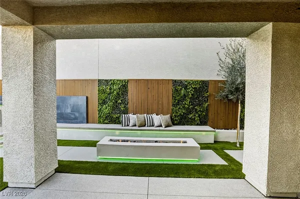 $941,000 | 10095 Gila River Street, Las Vegas, NV 89178