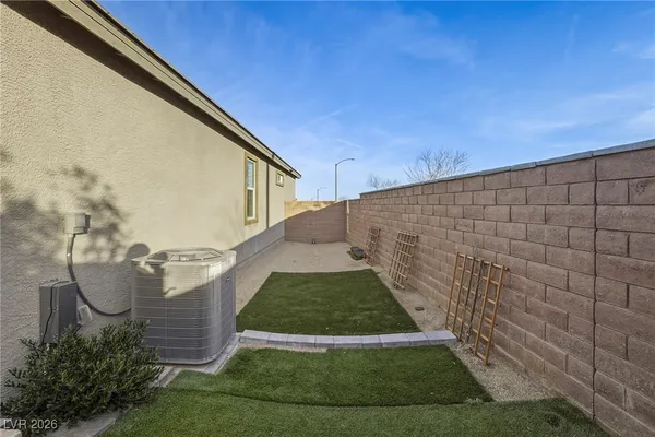 $941,000 | 10095 Gila River Street, Las Vegas, NV 89178