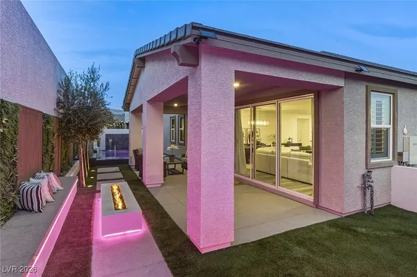 $941,000 | 10095 Gila River Street, Las Vegas, NV 89178