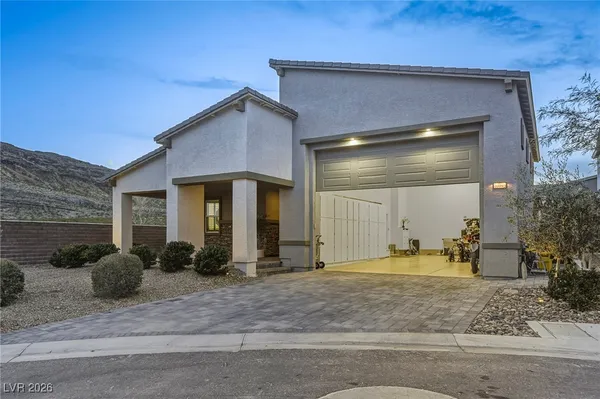 $941,000 | 10095 Gila River Street, Las Vegas, NV 89178