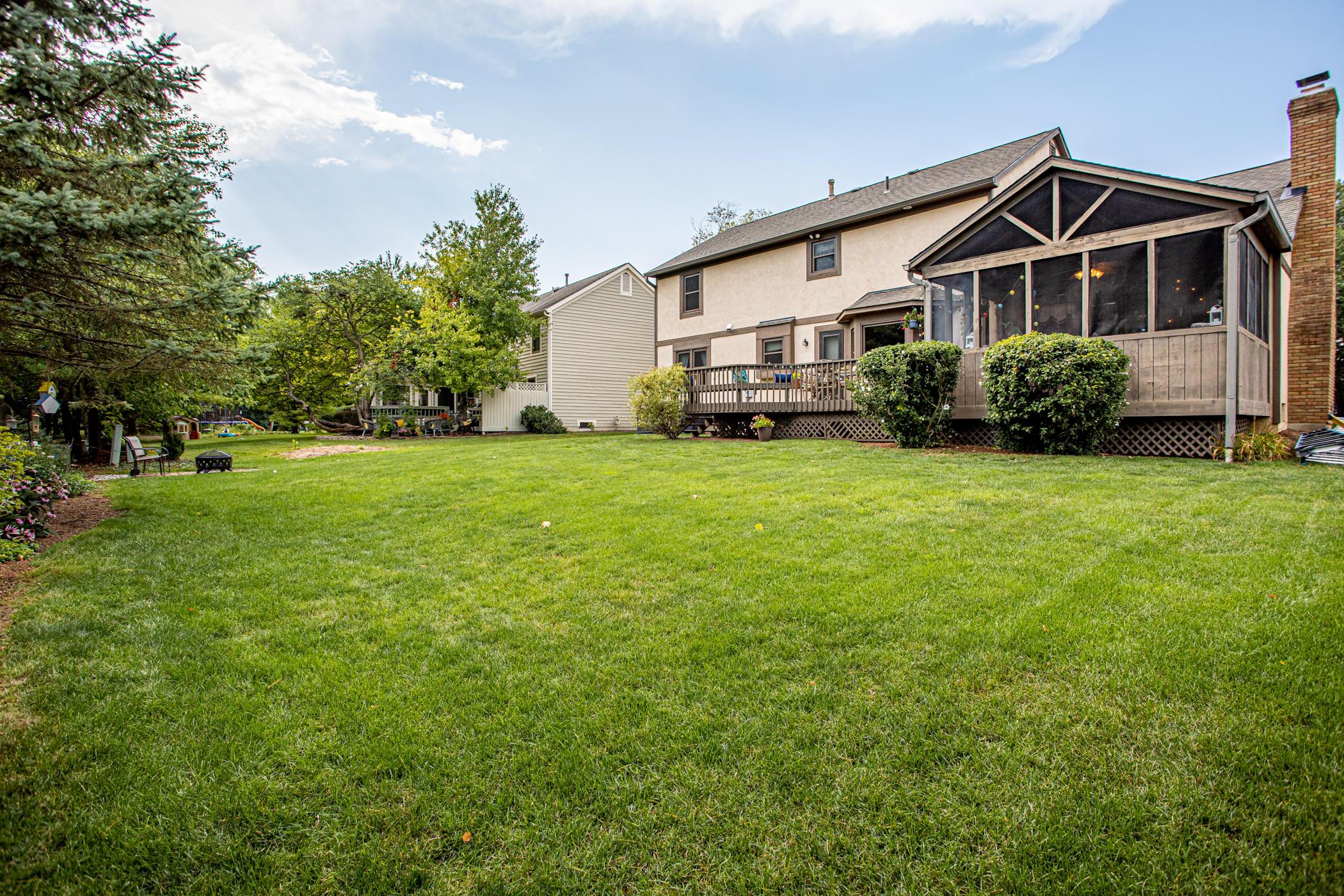 6815 Ravine Circle Columbus, OH 43085 - Photo 14 of 70