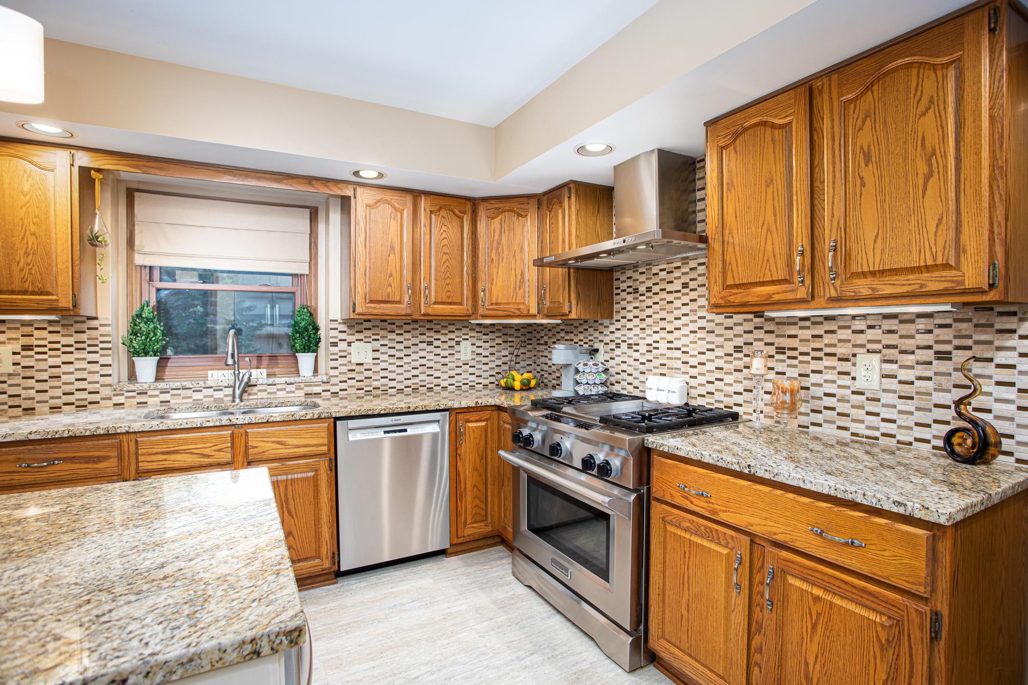 6815 Ravine Circle Columbus, OH 43085 - Photo 35 of 70