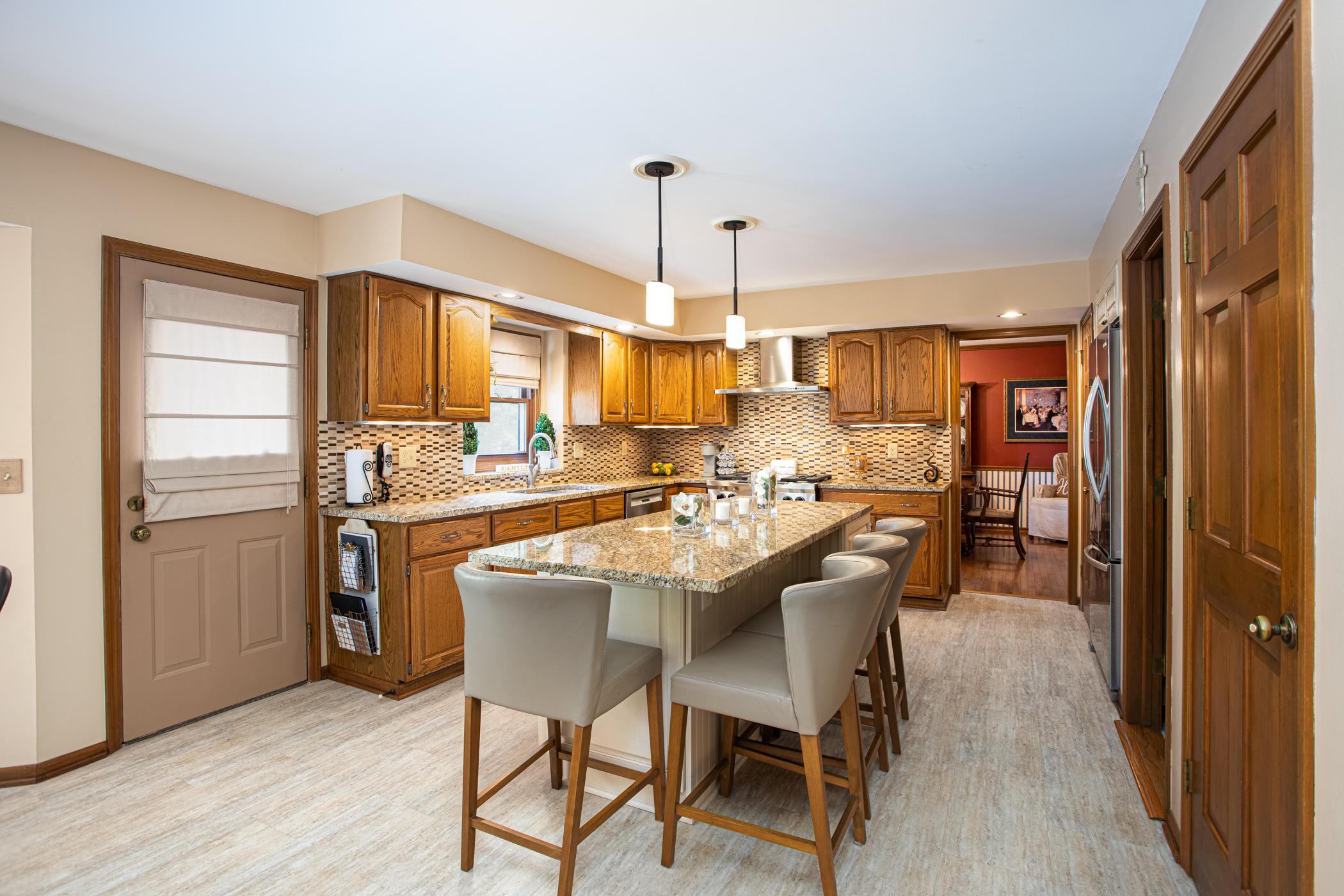 6815 Ravine Circle Columbus, OH 43085 - Photo 38 of 70