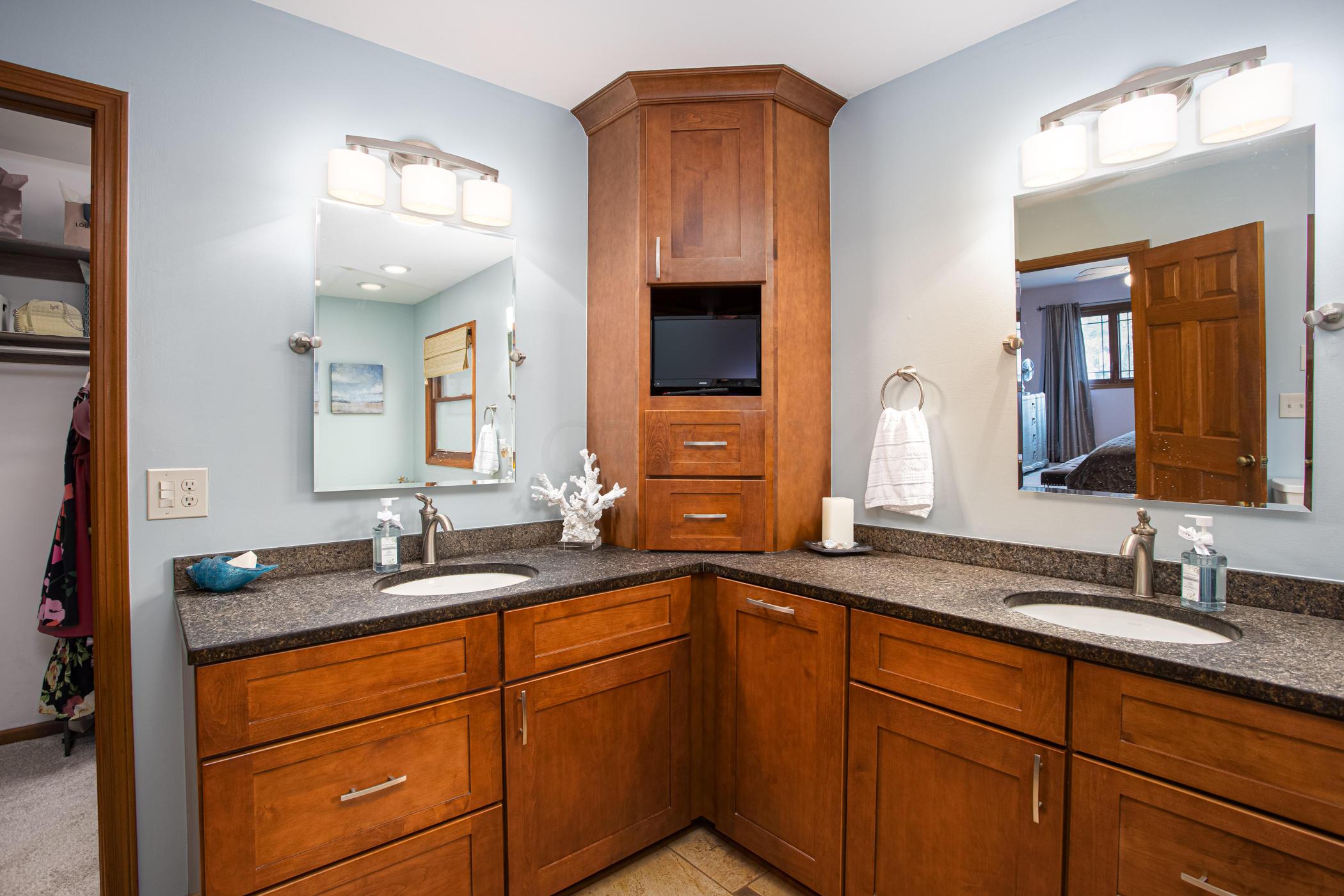 6815 Ravine Circle Columbus, OH 43085 - Photo 54 of 70