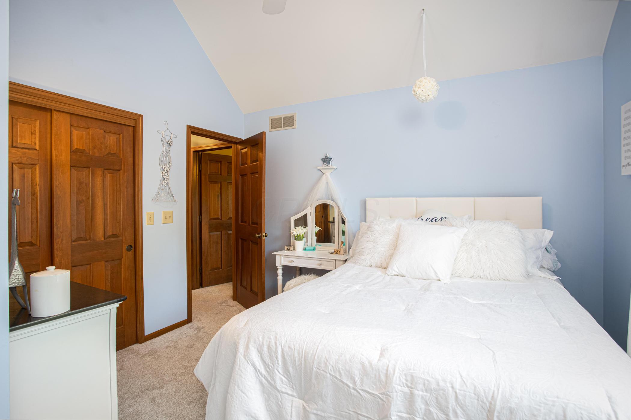 6815 Ravine Circle Columbus, OH 43085 - Photo 55 of 70