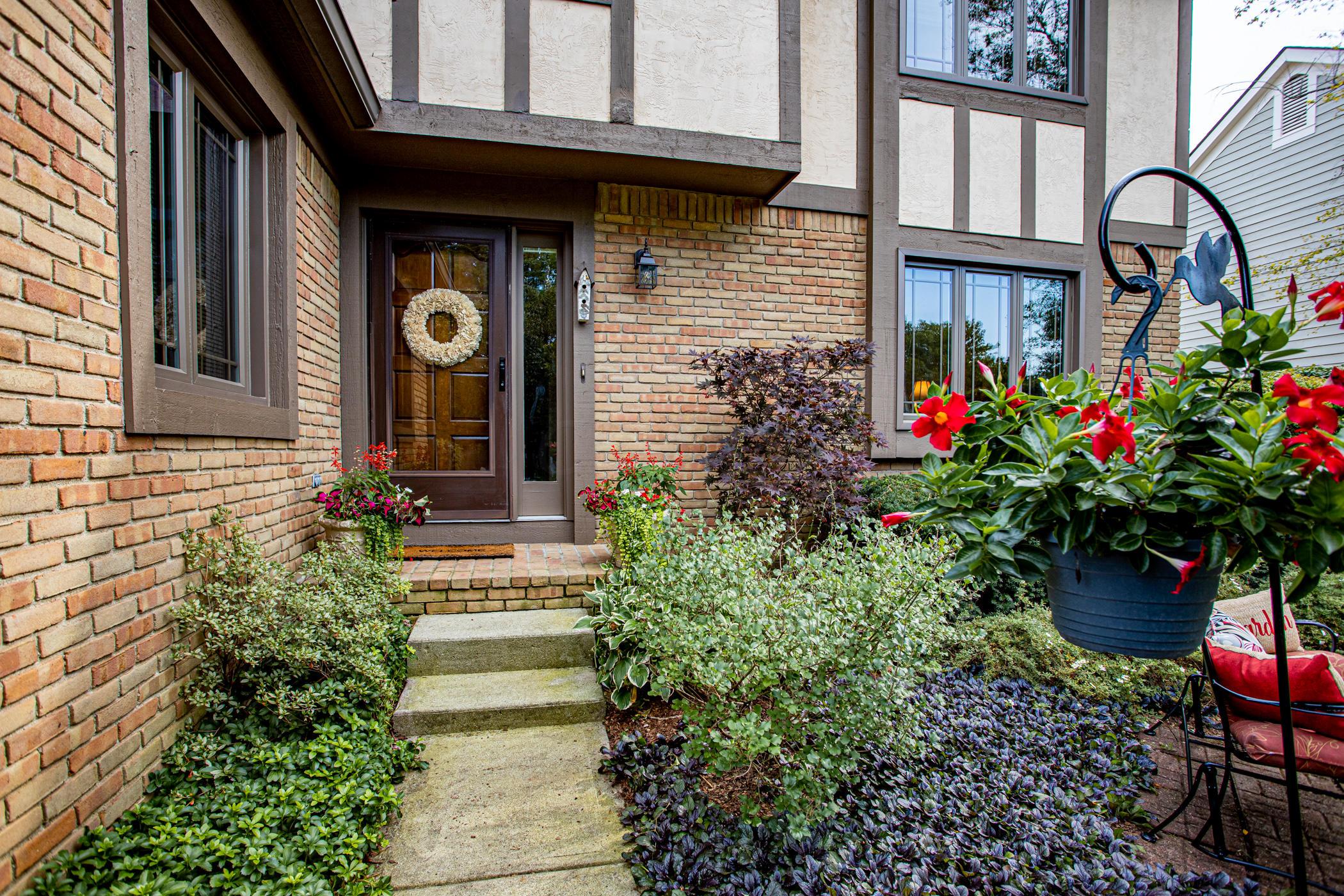 6815 Ravine Circle Columbus, OH 43085 - Photo 10 of 70