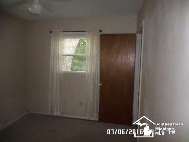 15510 Dayton Road Monroe, MI 48161 - Photo 36 of 37 21186605-35.JPG