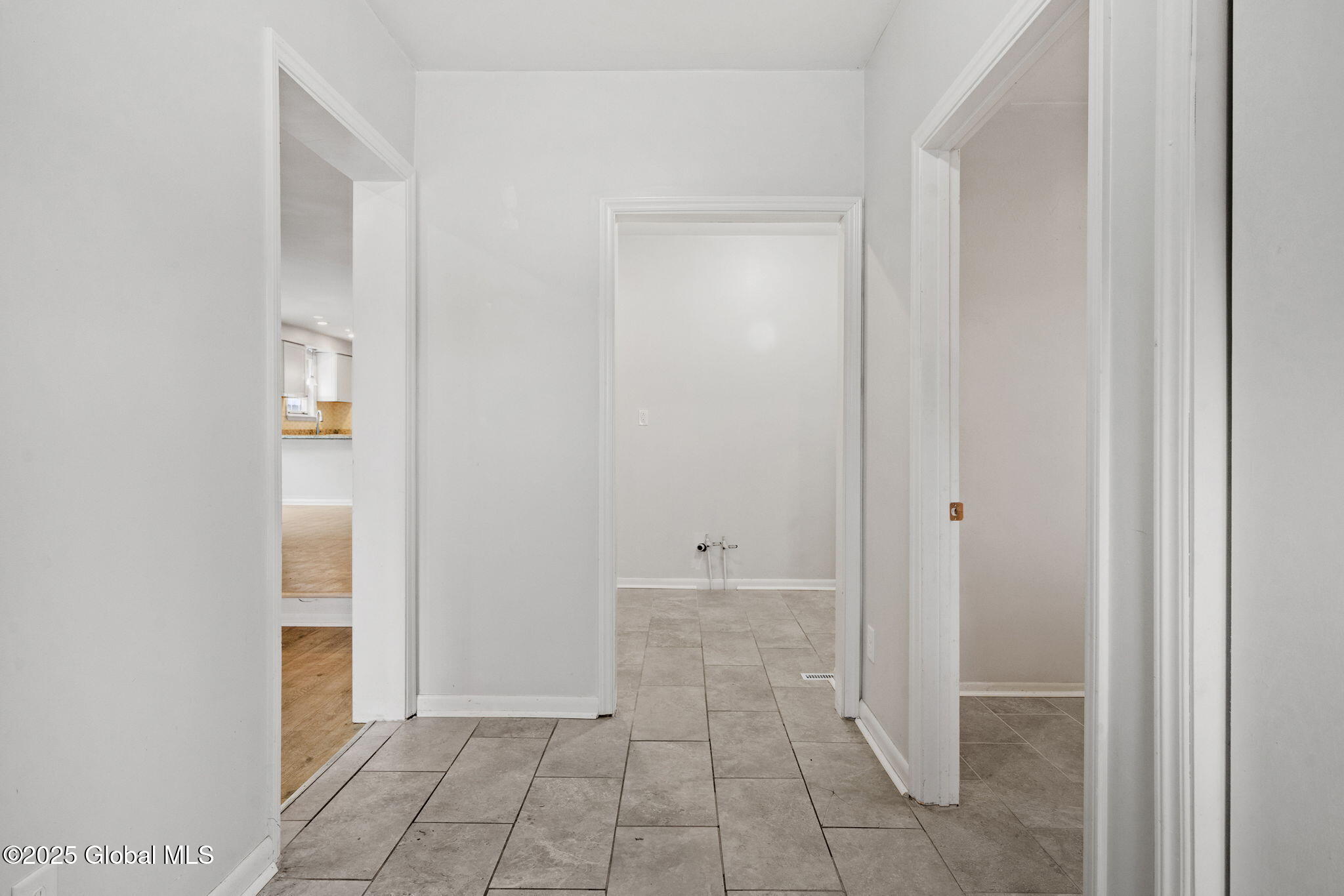 407 Charlton Road Ballston, NY 12027 - Photo 7 of 70 8-web-or-mls-407-charlton-rd