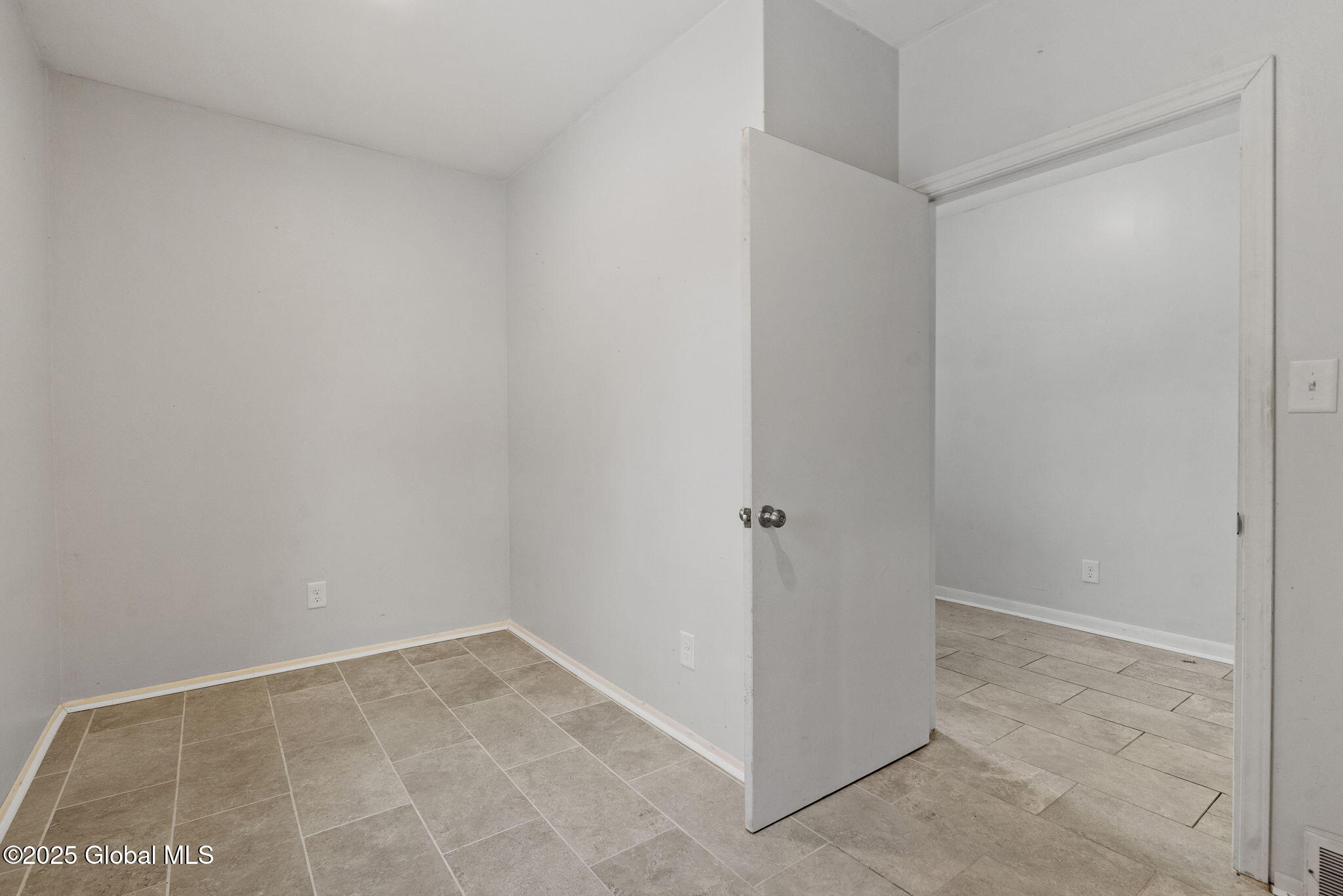 407 Charlton Road Ballston, NY 12027 - Photo 10 of 70 11-web-or-mls-407-charlton-rd