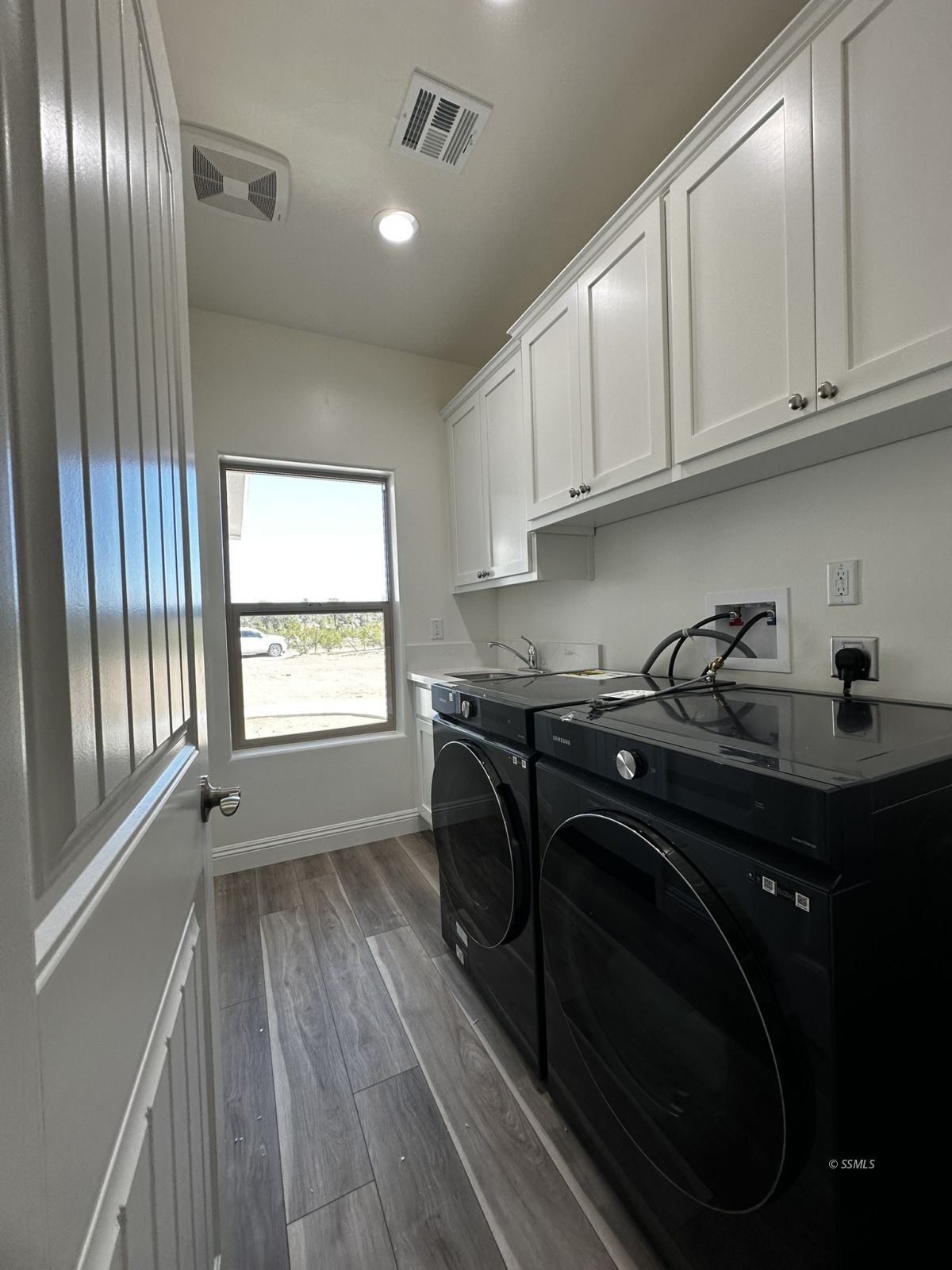 1615 Sydnor Avenue Ridgecrest, CA 93555 - Photo 25 of 39 Gallery Image 25