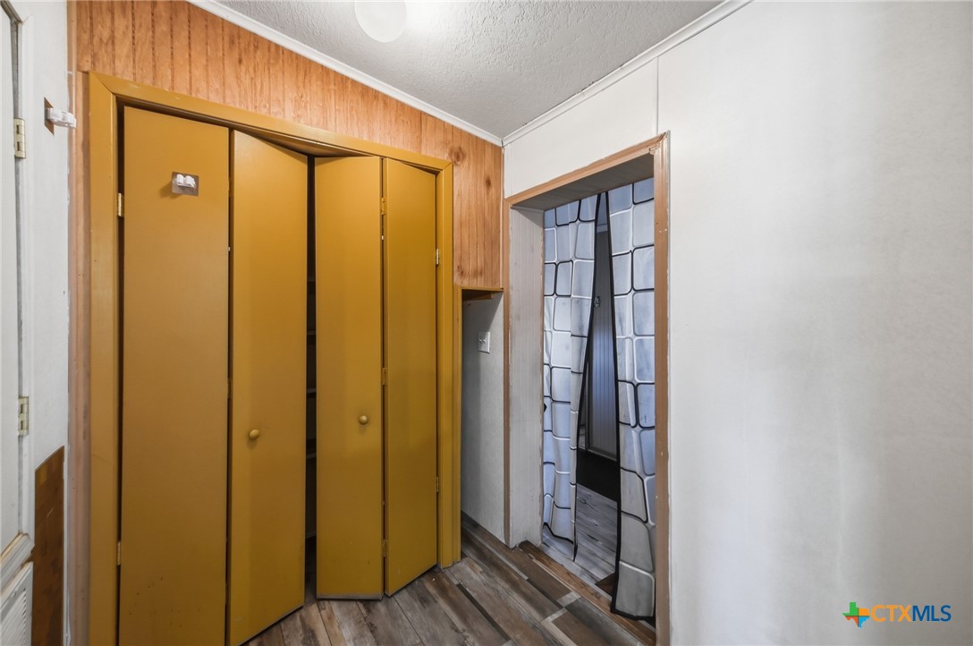 357 Dallas Street Bandera, TX 78003 - Photo 13 of 48 Gallery Image 13