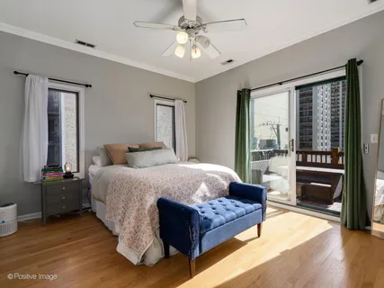 $399,900 | 825 West Eastwood Avenue, Unit 3E, Chicago, IL 60640