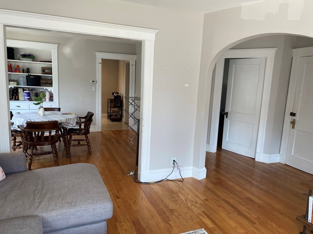 129 Brooks Street, Unit 2 Boston, MA 02135 - Photo 4 of 20