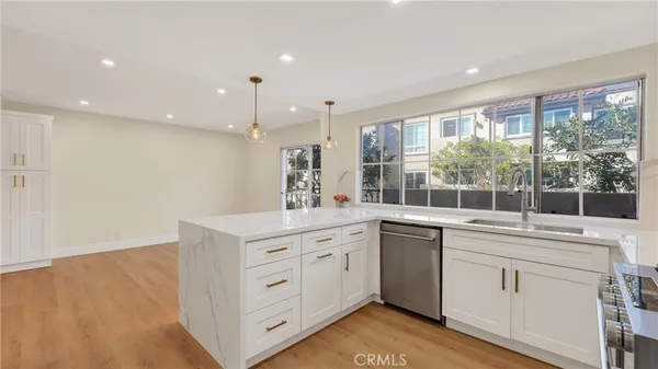 $1,450,000 | 19282 Torreypines Circle, Huntington Beach, CA 92648