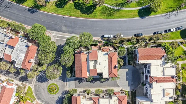 $1,450,000 | 19282 Torreypines Circle, Huntington Beach, CA 92648