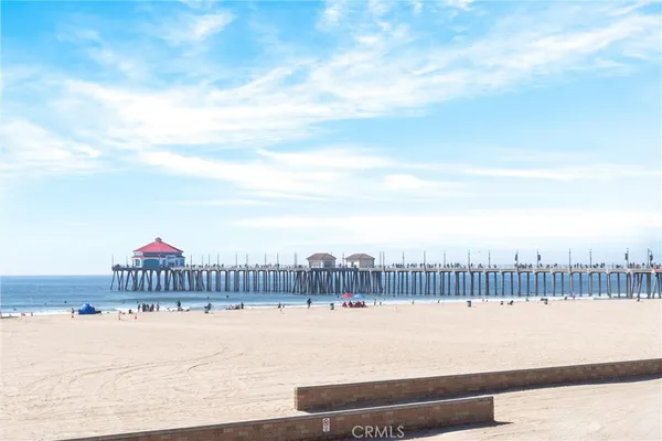 $1,450,000 | 19282 Torreypines Circle, Huntington Beach, CA 92648