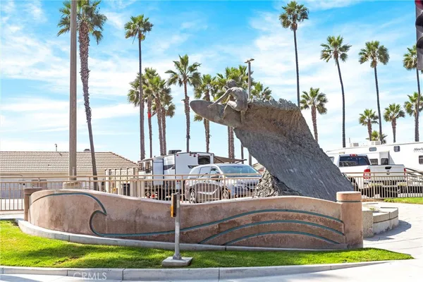 $1,450,000 | 19282 Torreypines Circle, Huntington Beach, CA 92648