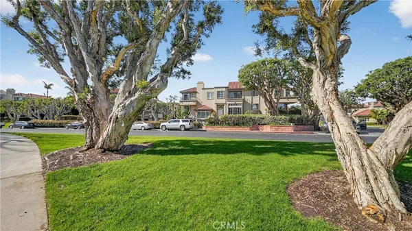 $1,450,000 | 19282 Torreypines Circle, Huntington Beach, CA 92648
