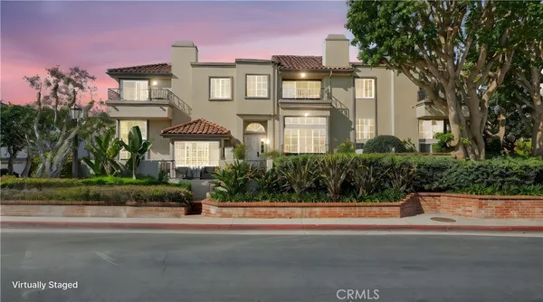 $1,450,000 | 19282 Torreypines Circle, Huntington Beach, CA 92648